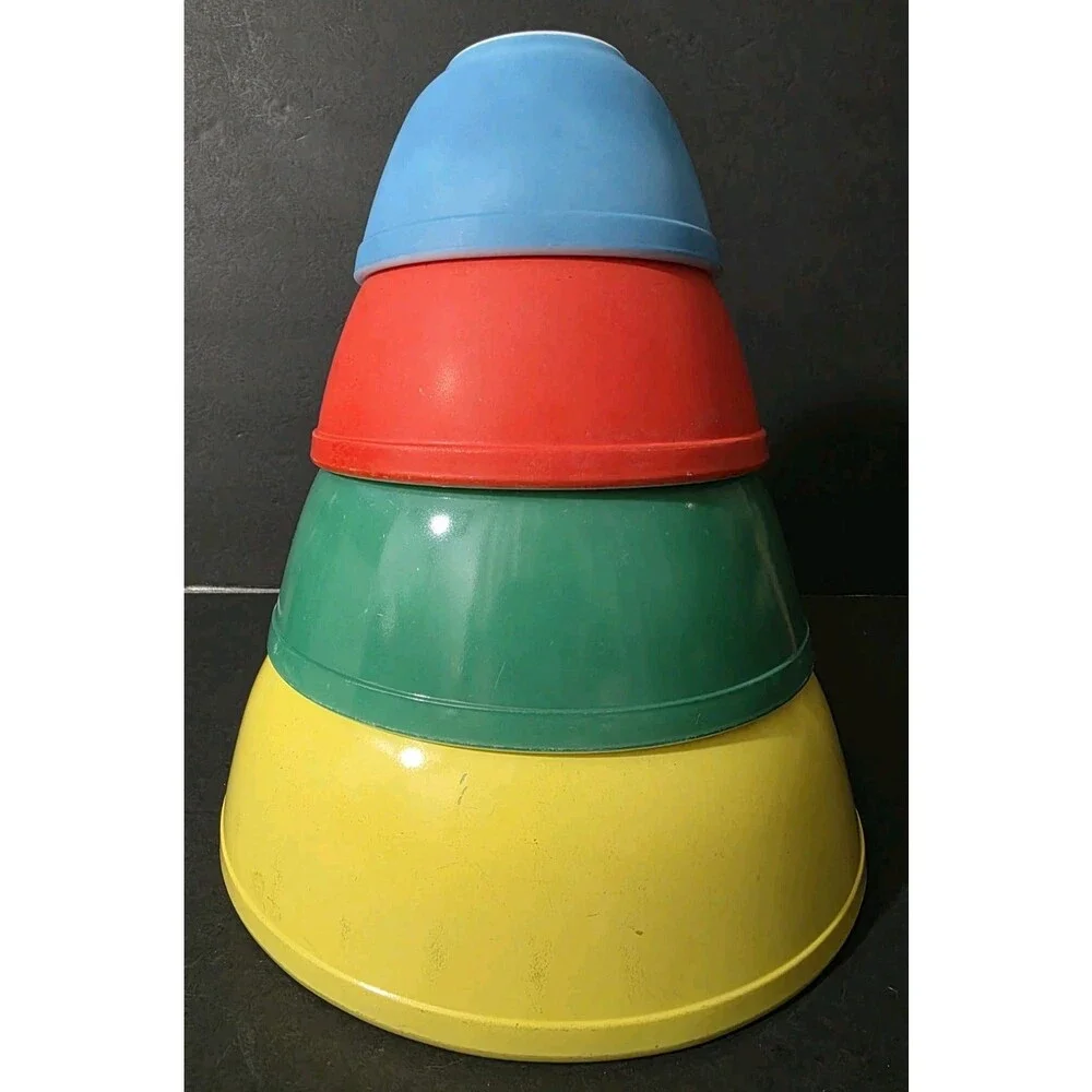 ​Vintage Pyrex Primary Colors Nesting Bowl Set 401-404 | Well-Loved Matte Finish